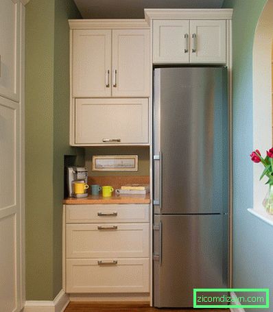 холодильник-на-кухні-37